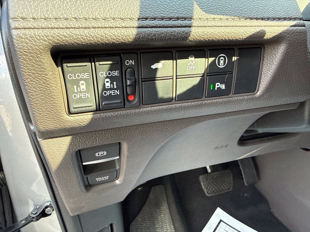 Used 2024 Honda Odyssey Elite image 22