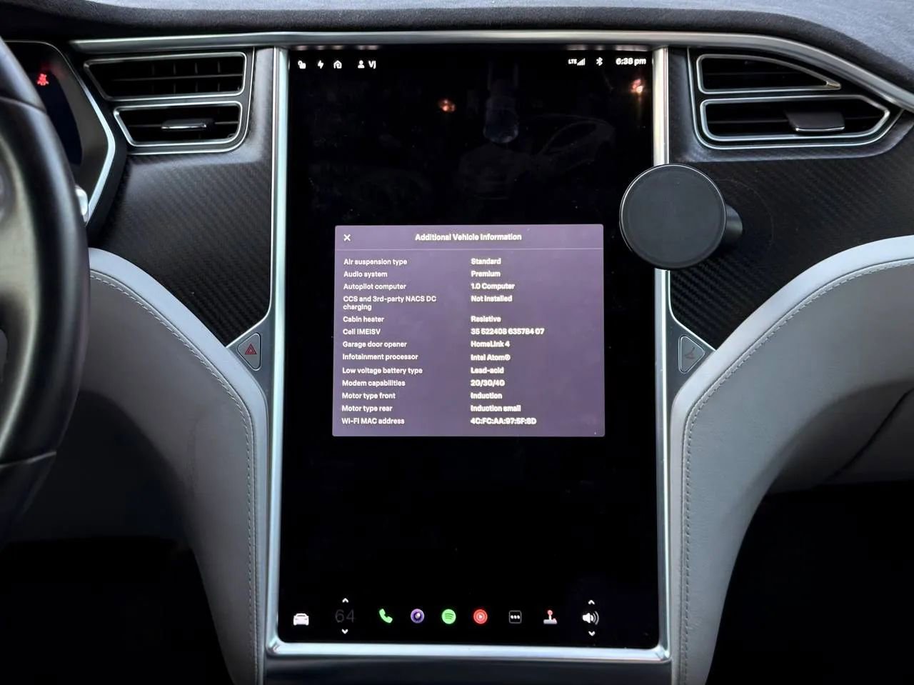 Used 2016 Tesla Model S 90D image 18