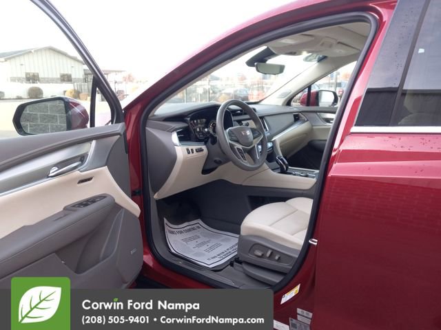 Used 2024 Cadillac XT5 Premium Luxury image 9