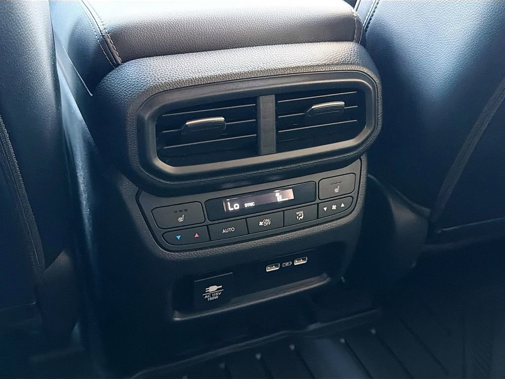 Used 2023 Honda Pilot Elite image 27