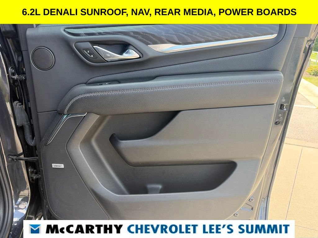 Used 2023 GMC Yukon XL Denali w/ Denali Reserve Package AWD/4WD image 34