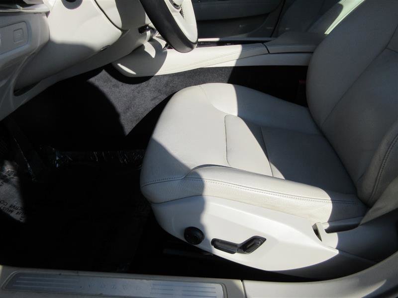 Used 2018 Volvo S90 T5 Momentum w/ Convenience Package image 24