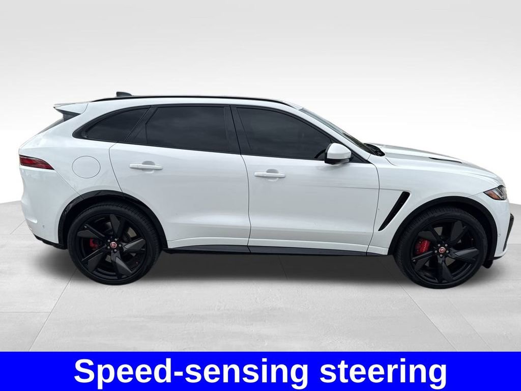 Used 2022 Jaguar F-PACE SVR image 15
