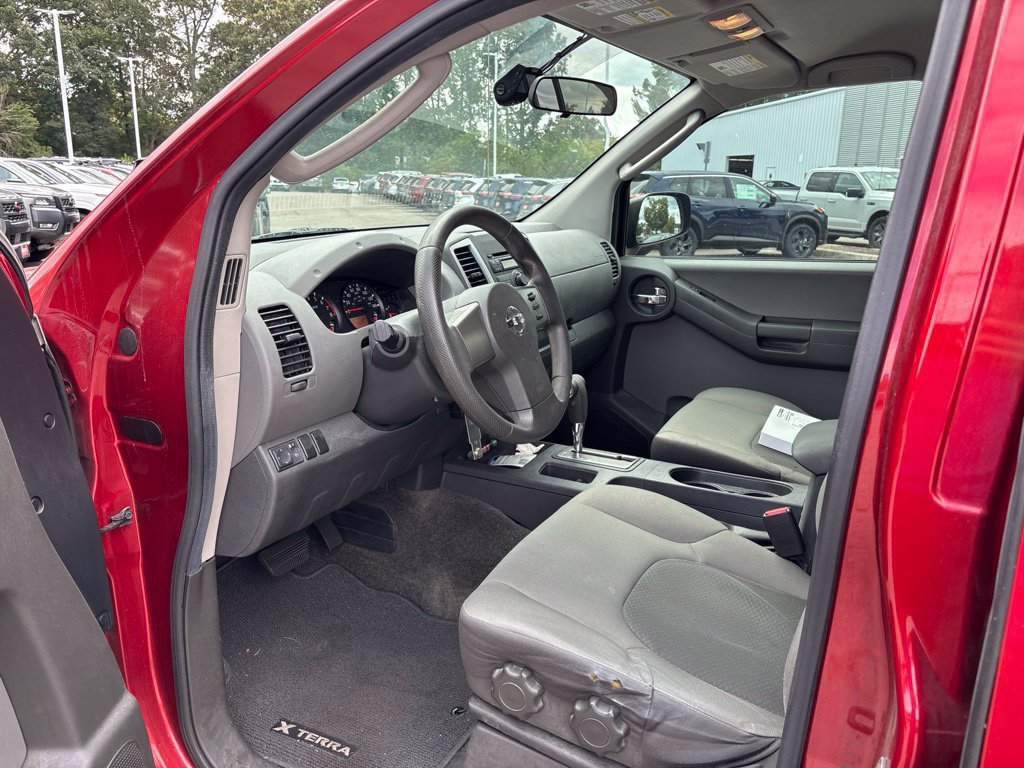 Used 2012 Nissan Xterra S RWD image 5
