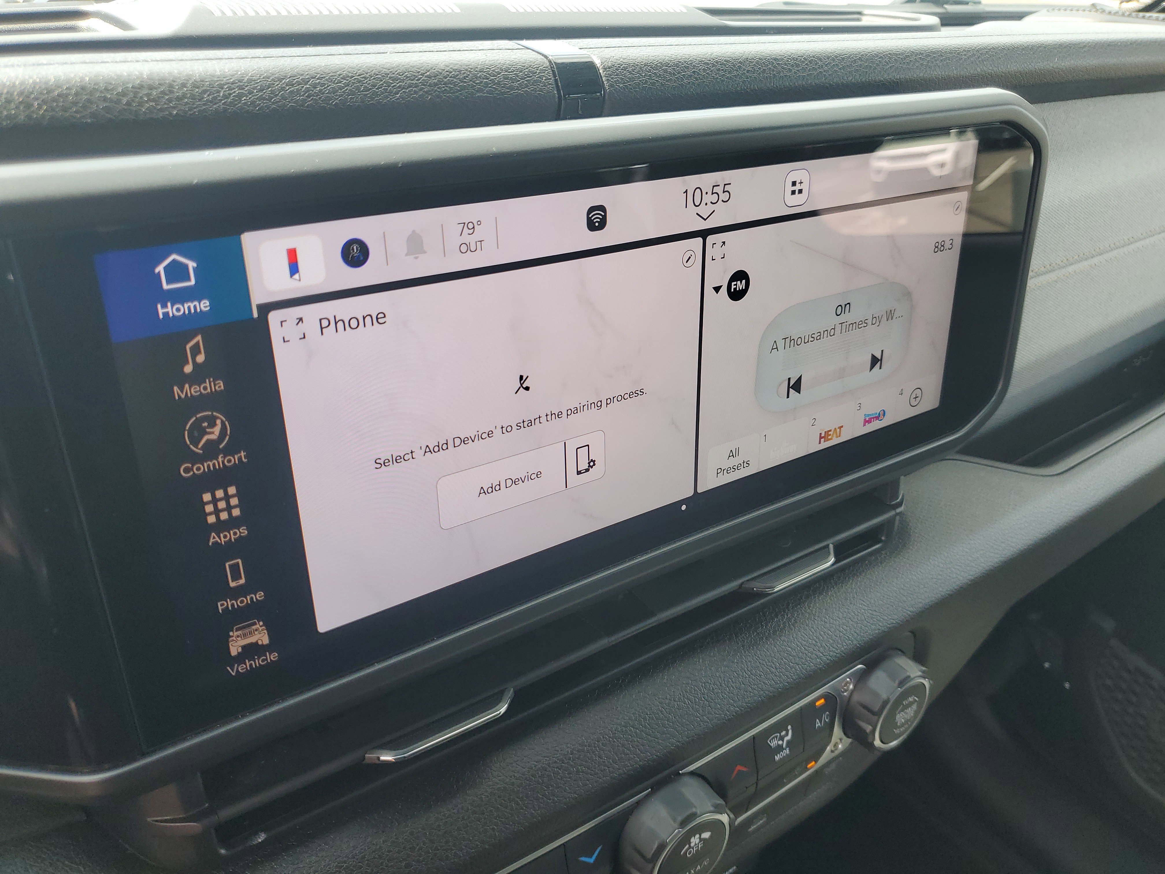 Used 2026 Jeep Gladiator Sport AWD/4WD image 17