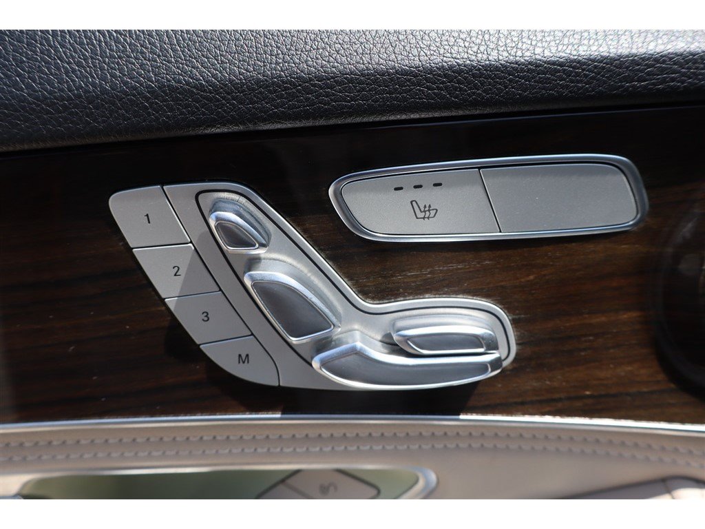 Used 2015 Mercedes-Benz C 300 Sedan image 41