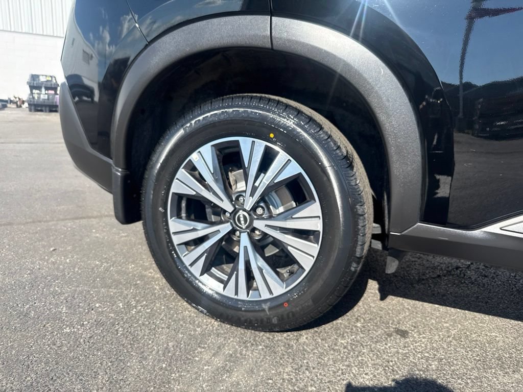 Used 2023 Nissan Rogue SV AWD/4WD image 44