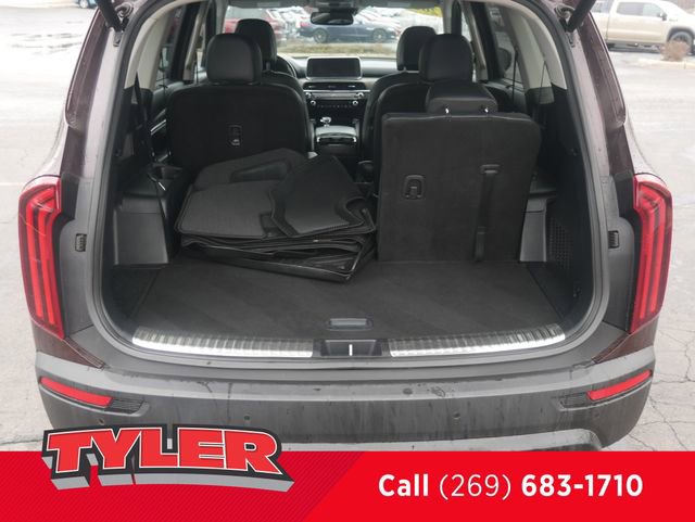 Used 2022 Kia Telluride SX w/ Nightfall Edition Package image 19