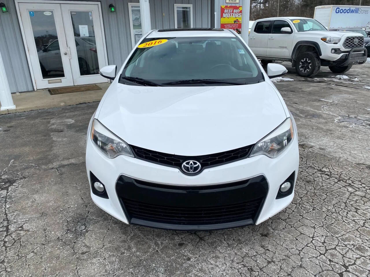 Used 2016 Toyota Corolla S image 8