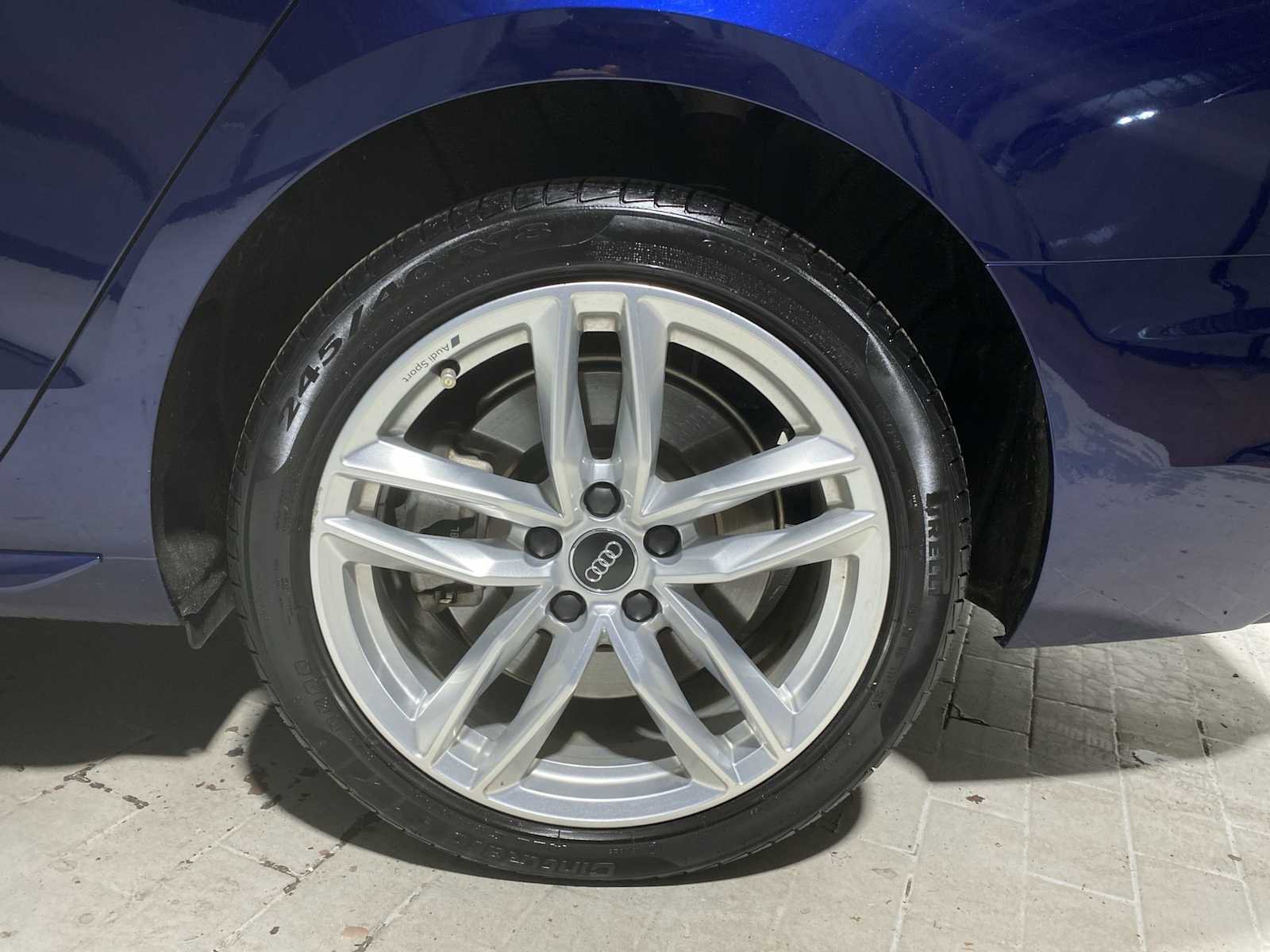 Used 2020 Audi A4 2.0T Premium w/ Convenience Package AWD/4WD image 8