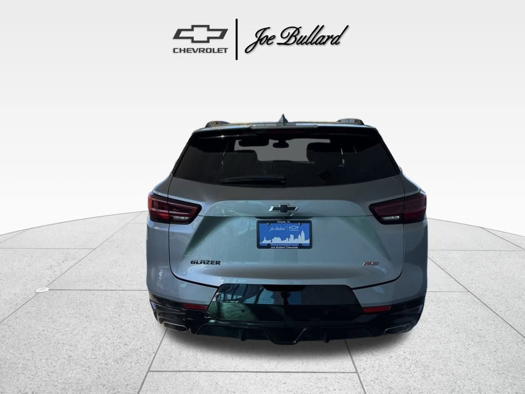 Used 2025 Chevrolet Blazer RS image 8