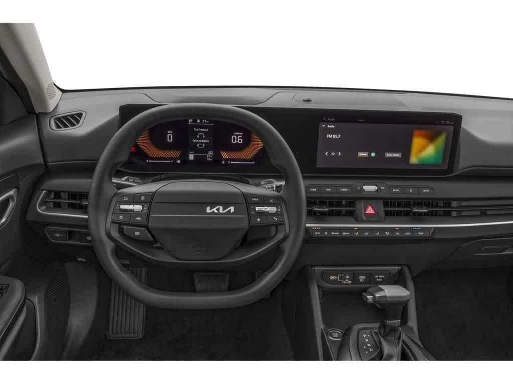 Certified 2026 Kia K4 FWD image 3