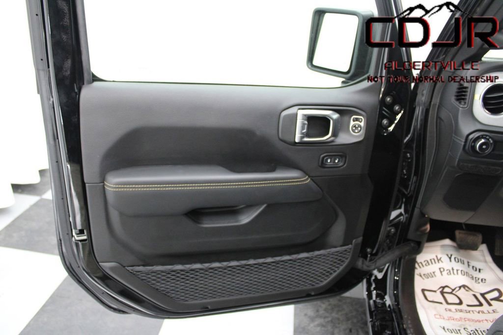 Used 2024 Jeep Wrangler Sahara w/ Technology Group image 14