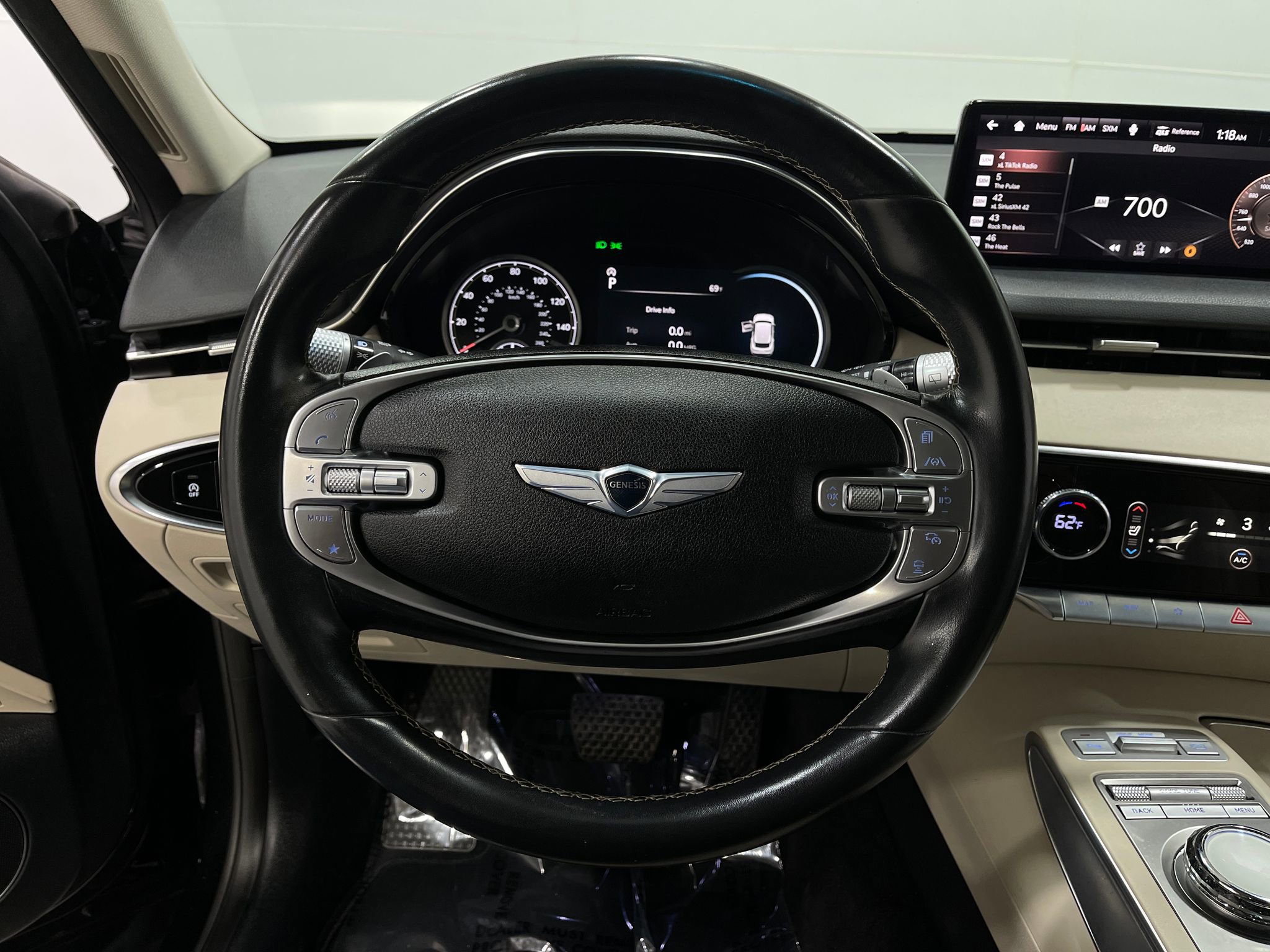 Used 2022 Genesis GV70 2.5T w/ Select Package image 21