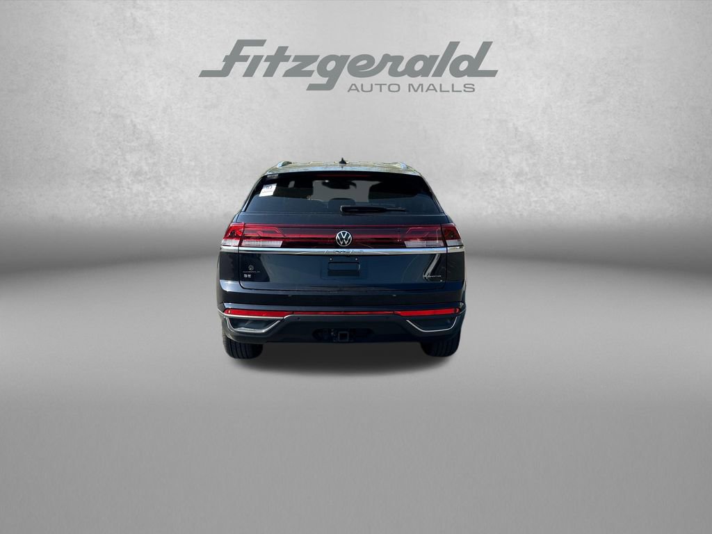 Used 2024 Volkswagen Atlas Cross Sport SE AWD/4WD image 6
