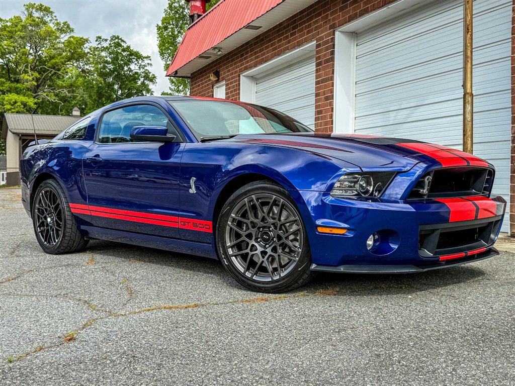 Used 2014 Ford Mustang Shelby GT500 w/ Equipment Group 821A RWD image 26