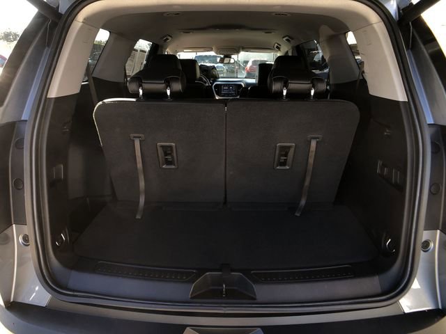 Used 2021 GMC Acadia SLT image 32