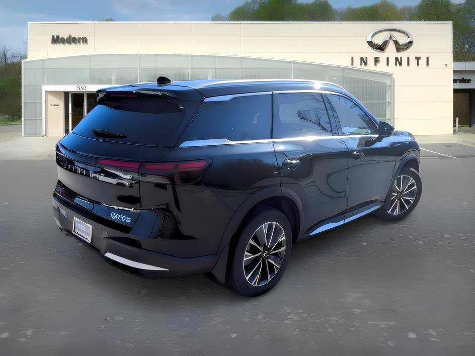 Certified 2026 INFINITI QX60 Luxe w/ Family Package AWD/4WD image 4