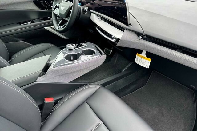 New 2026 Cadillac Optiq Sport 1 AWD/4WD image 16