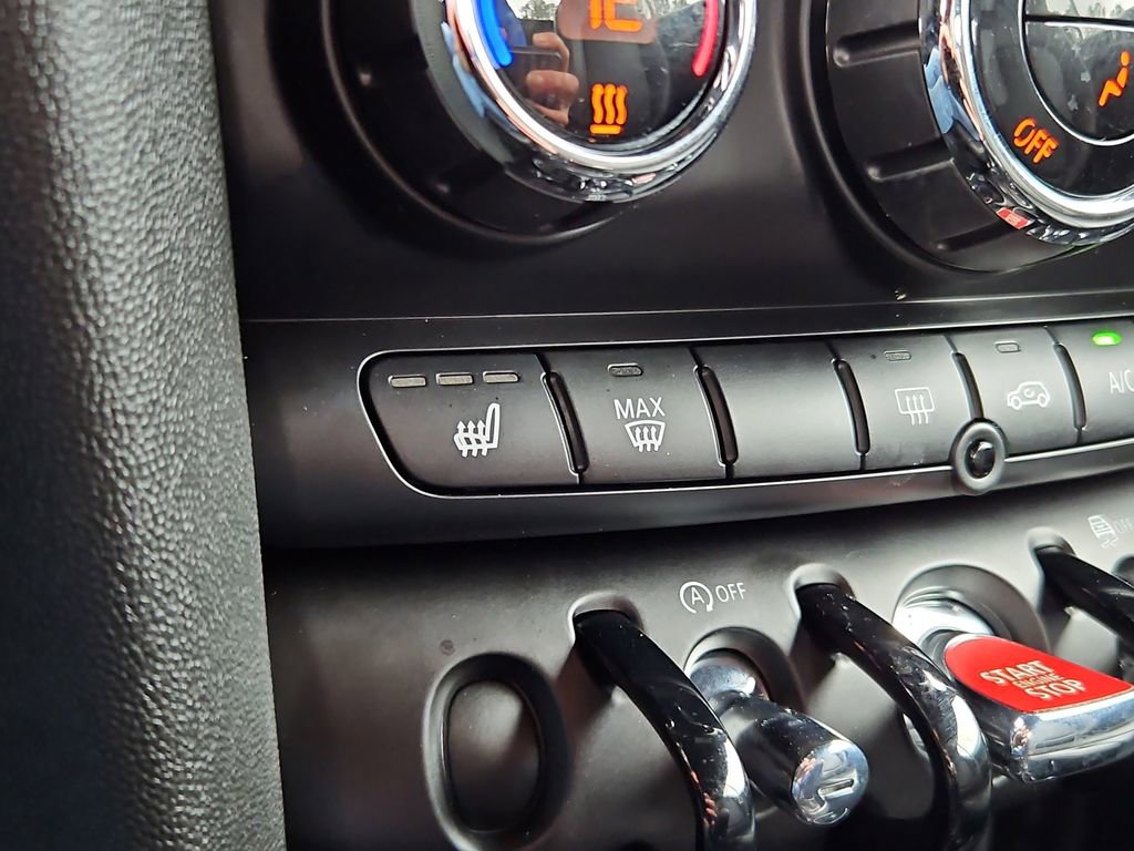 Used 2024 MINI Cooper Convertible image 23