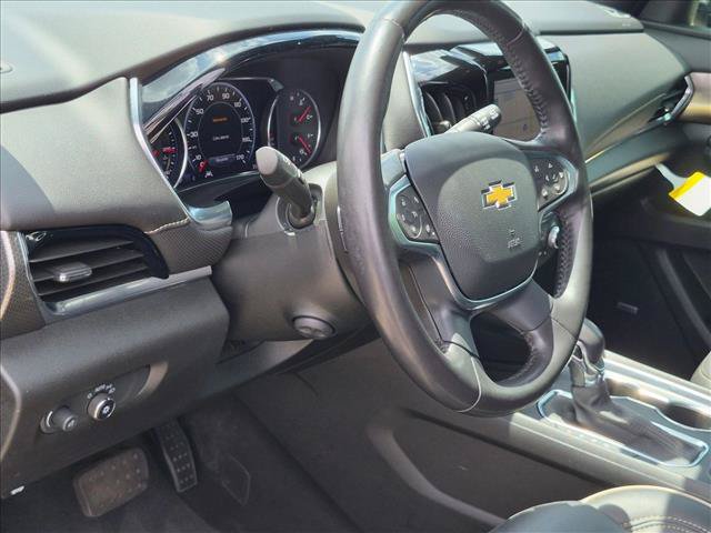 Used 2022 Chevrolet Traverse Premier FWD image 9