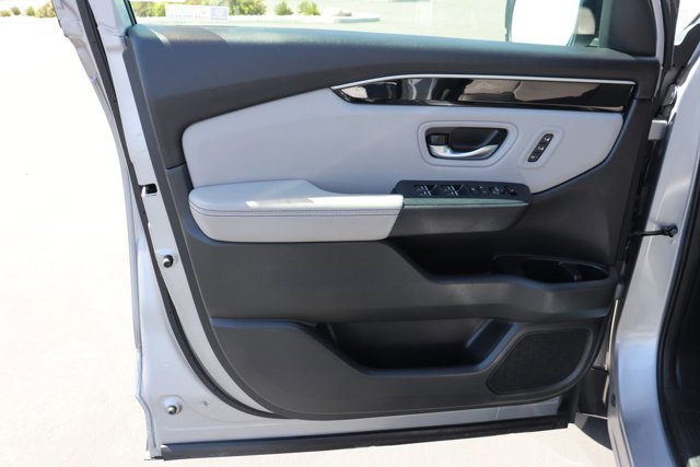 Used 2023 Honda Pilot EX-L image 8