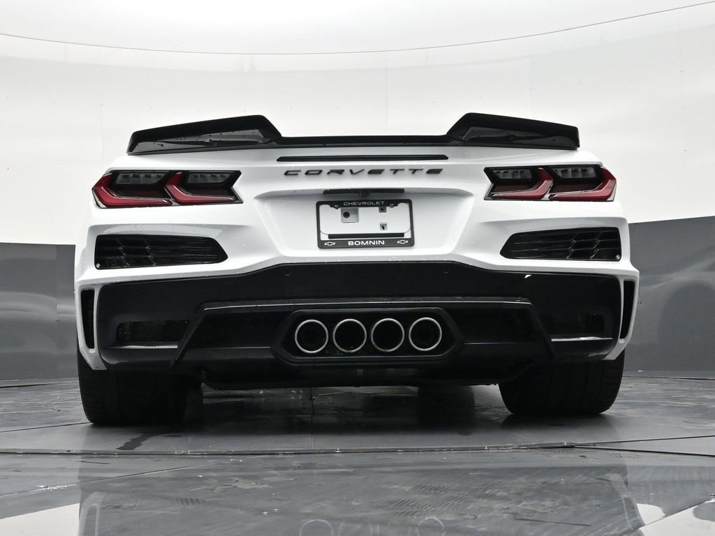 Used 2026 Chevrolet Corvette Z06 RWD image 23