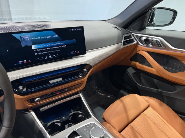 Used 2025 BMW i4 xDrive40i image 25