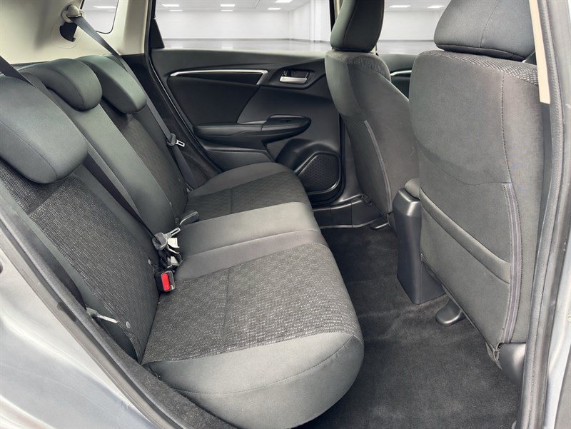 Used 2017 Honda Fit LX image 20