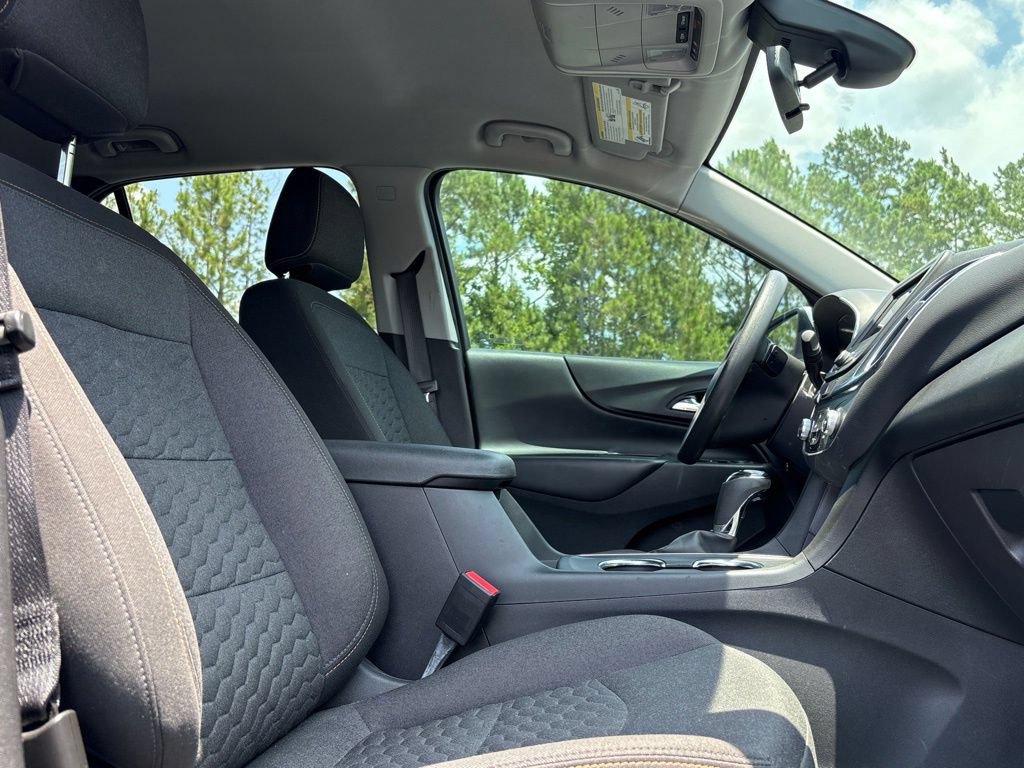 Used 2024 Chevrolet Equinox LT FWD image 32