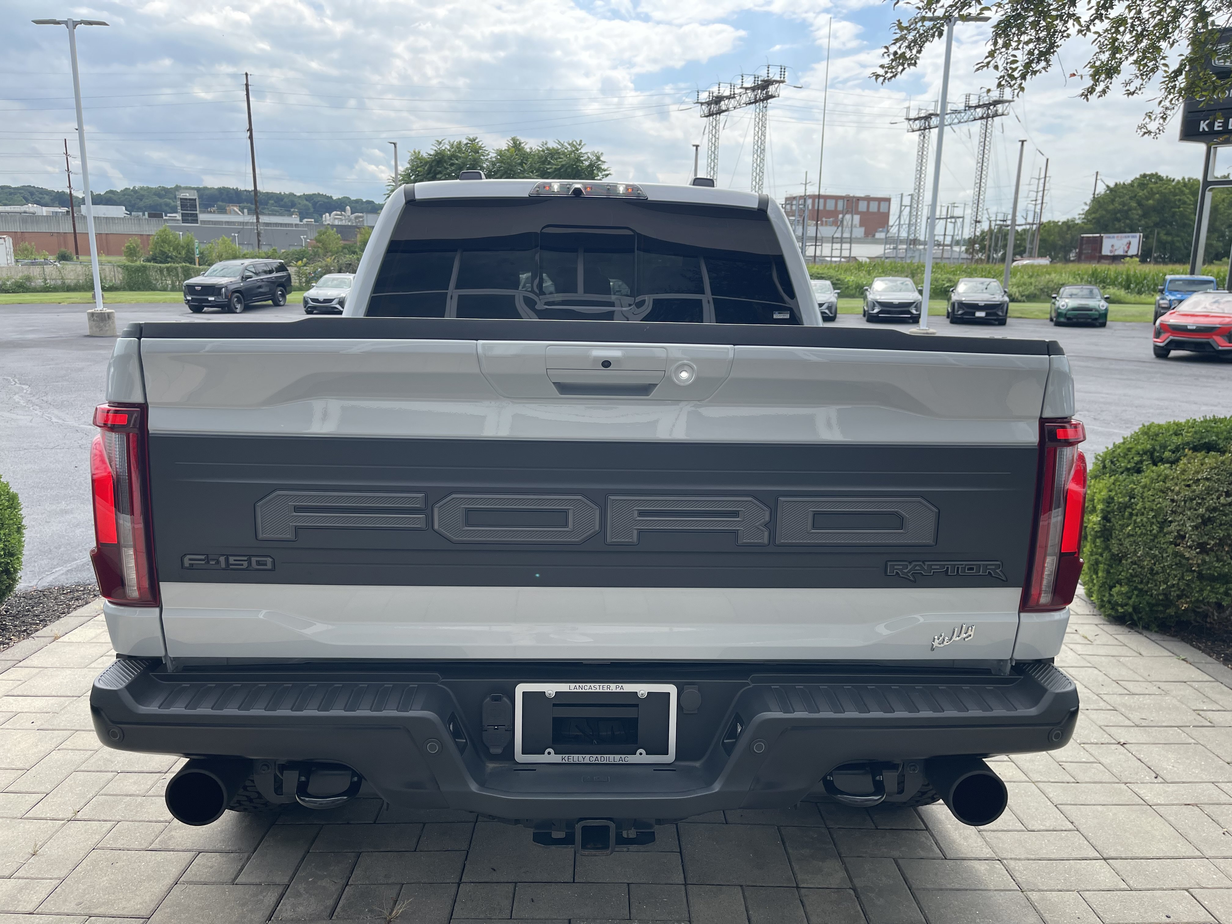 Used 2025 Ford F150 Raptor AWD/4WD image 7
