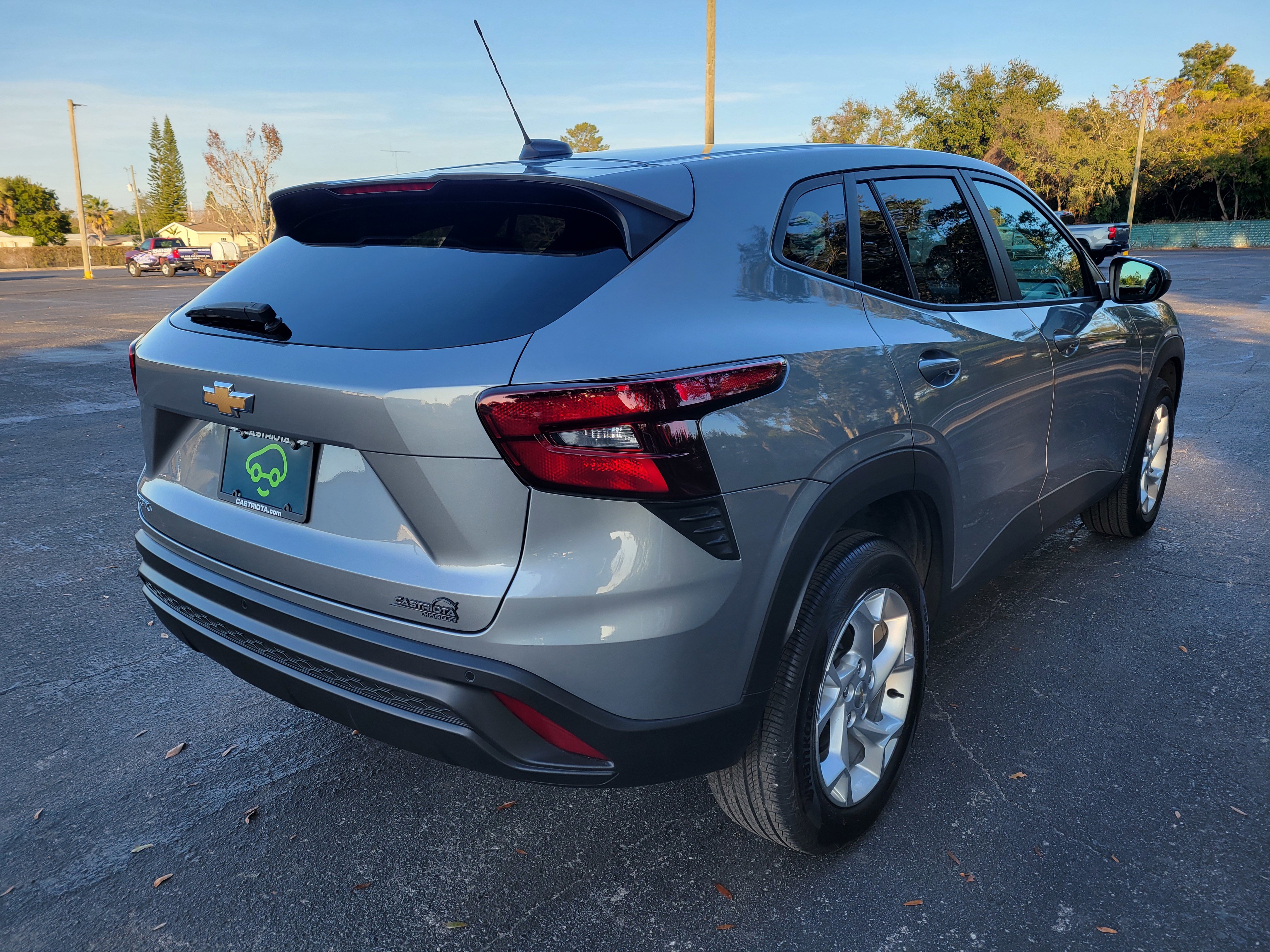 Certified 2025 Chevrolet Trax LS w/ LS Convenience Package image 5