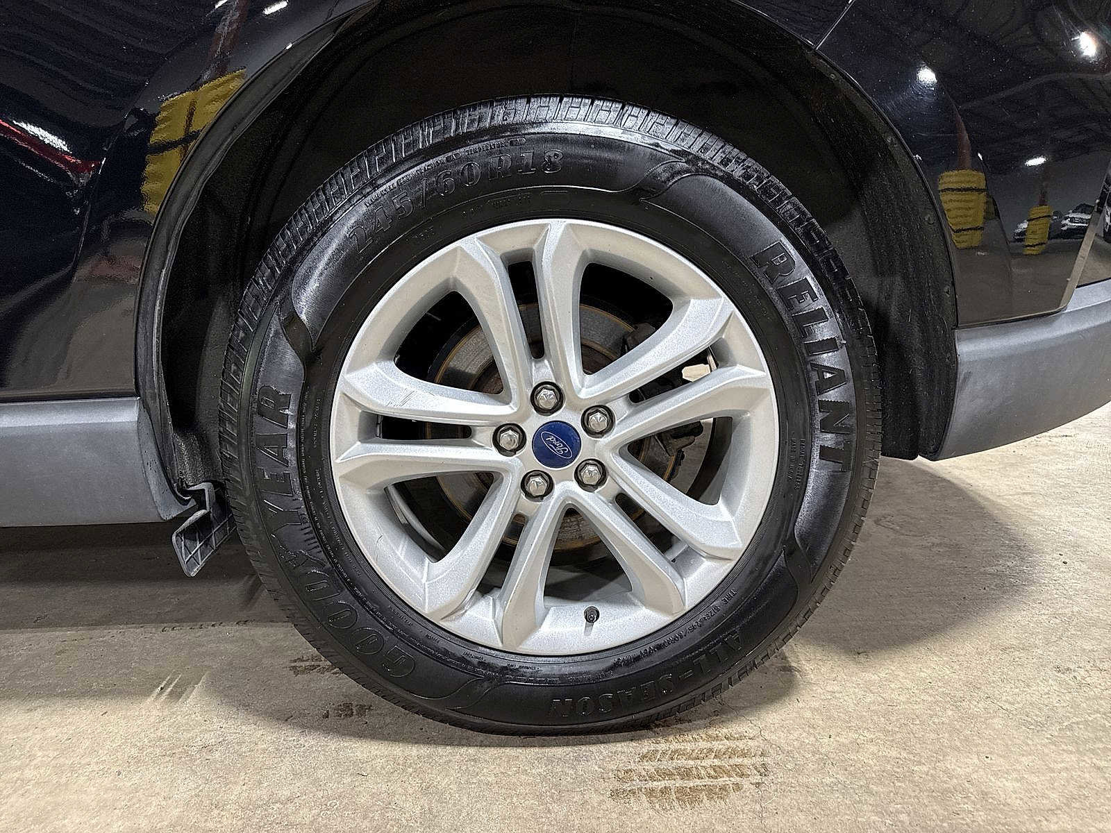 Used 2019 Ford Edge SEL w/ Equipment Group 201A AWD/4WD image 10