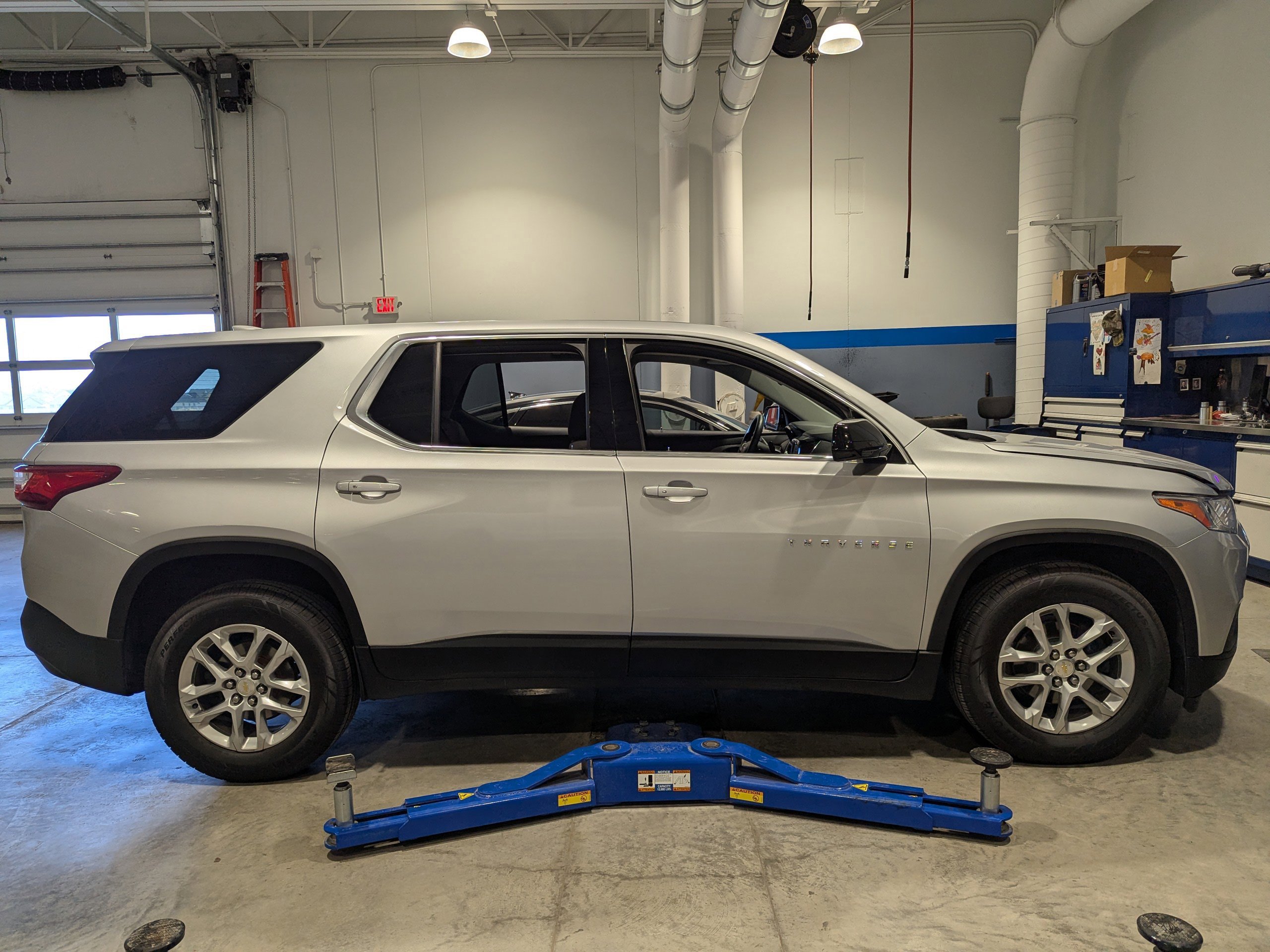 Used 2018 Chevrolet Traverse LS AWD/4WD image 4