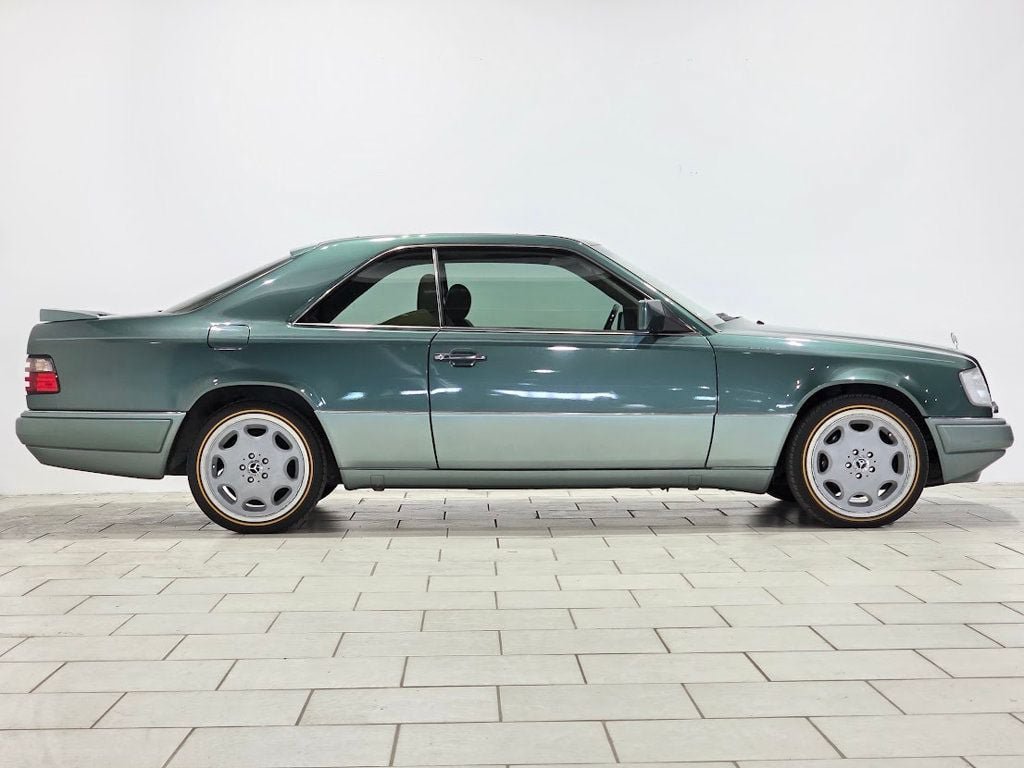 Used 1994 Mercedes-Benz E 320 Coupe image 7
