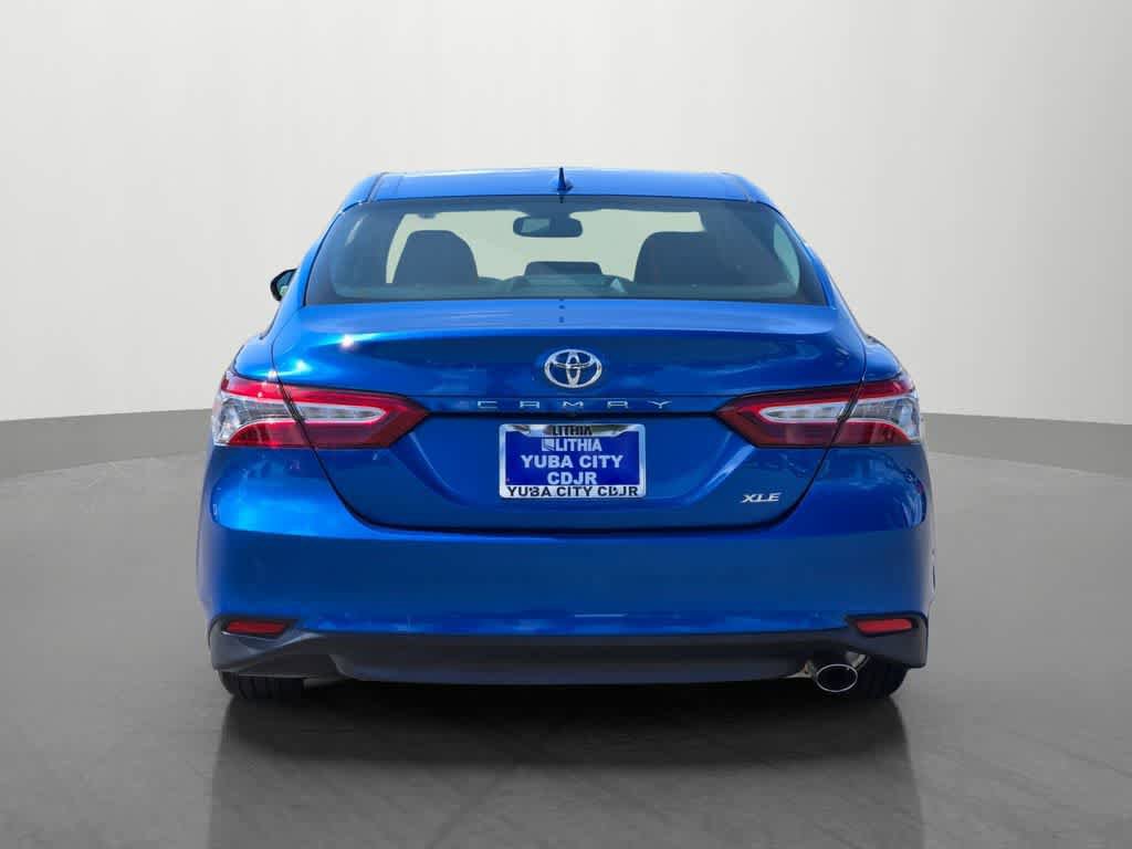 Used 2019 Toyota Camry XLE w/ Carpet Mat Package FWD image 5