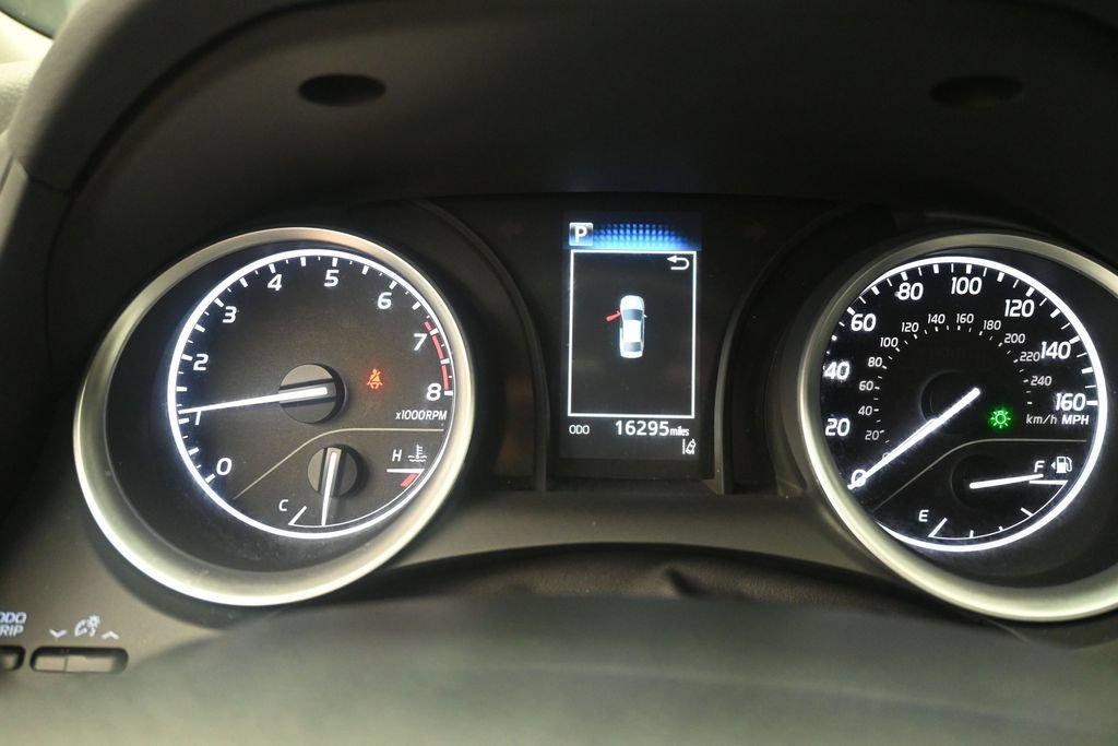 Used 2024 Toyota Camry LE FWD image 21