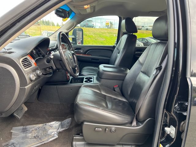 Used 2008 Chevrolet Silverado 2500 LTZ w/ Safety Package AWD/4WD image 15