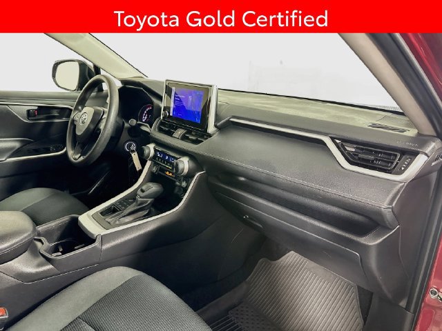 Certified 2024 Toyota RAV4 LE AWD/4WD image 31