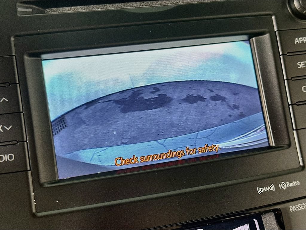 Used 2014 Toyota Prius V Three FWD image 10