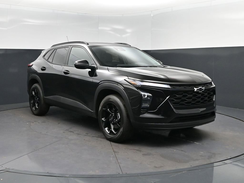 New 2026 Chevrolet Trax LT w/ Driver Confidence Package FWD image 9