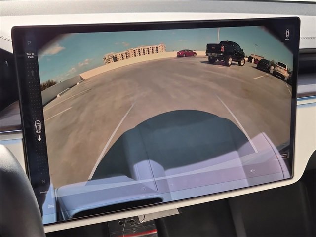 Used 2022 Tesla Model S Plaid image 15