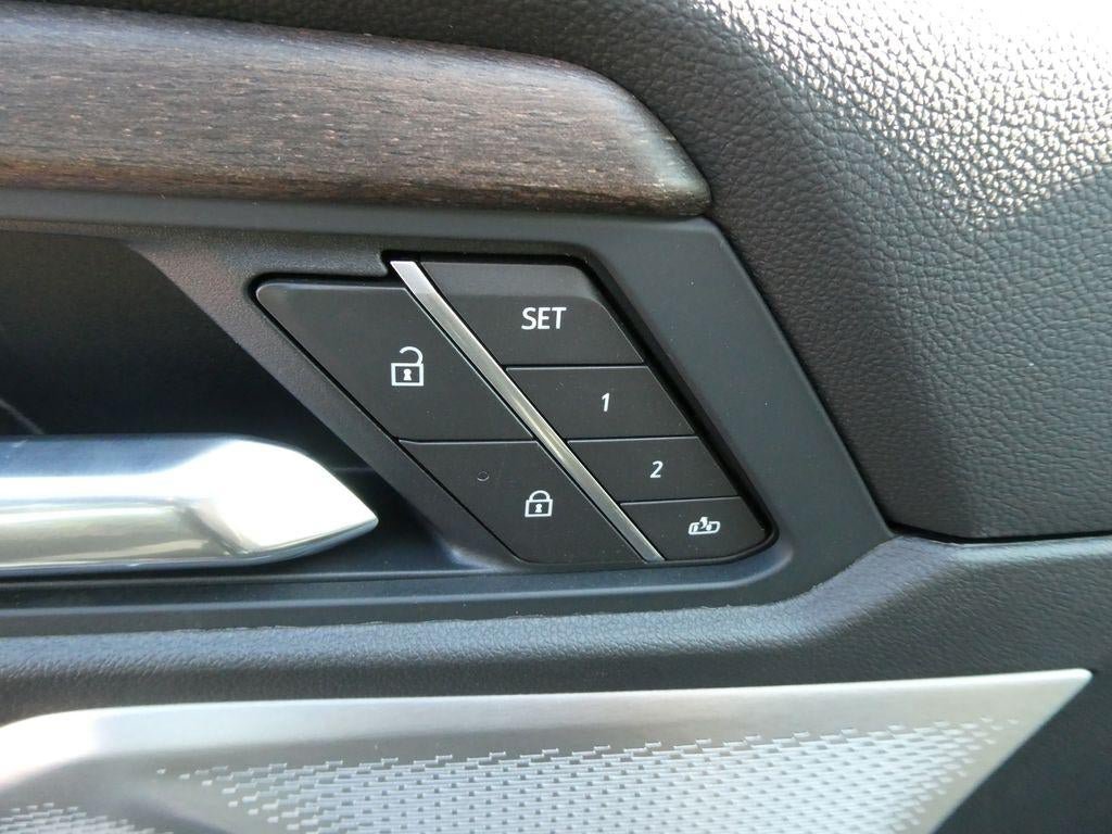 New 2026 GMC Acadia Denali Ultimate AWD/4WD image 19