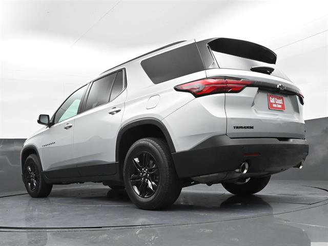 Used 2022 Chevrolet Traverse LT FWD image 36