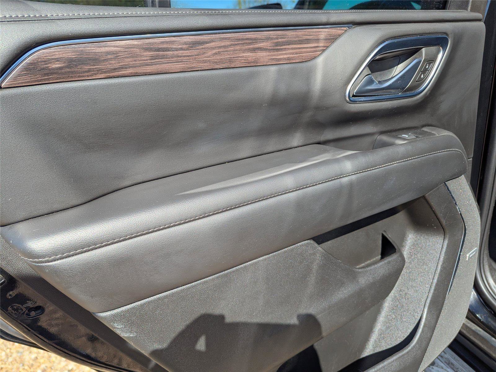 Used 2023 Chevrolet Tahoe LT image 12