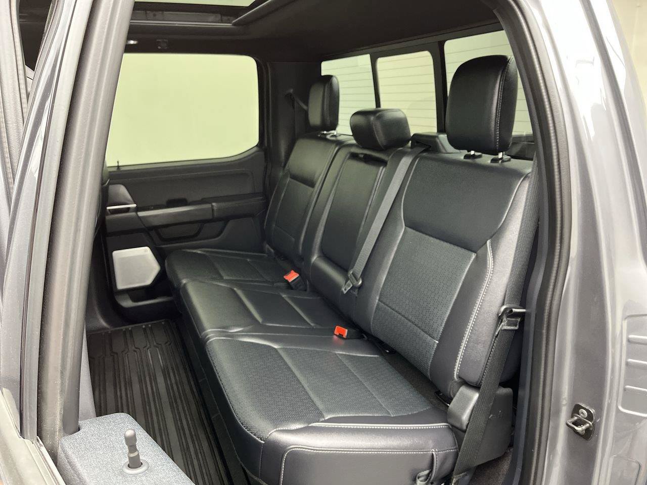 Used 2024 Ford F150 Lariat w/ Equipment Group 502A High AWD/4WD image 14