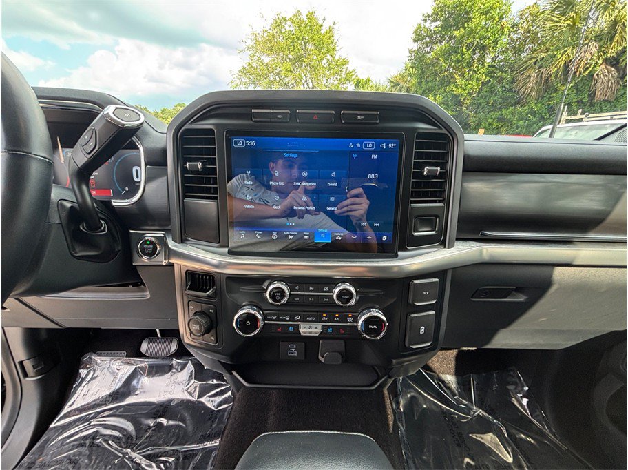 Used 2022 Ford F150 Lariat AWD/4WD image 11