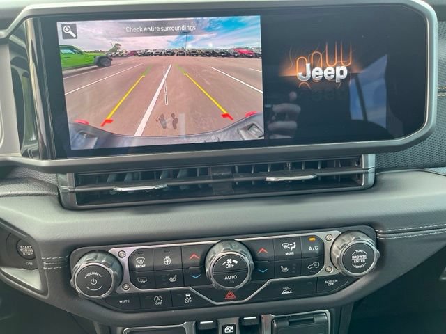 New 2026 Jeep Gladiator Mojave AWD/4WD image 32