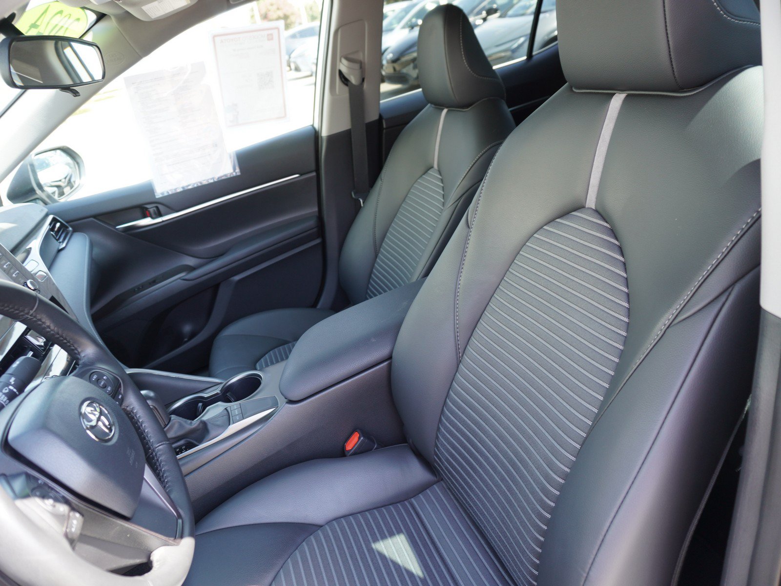 Used 2024 Toyota Camry SE FWD image 19