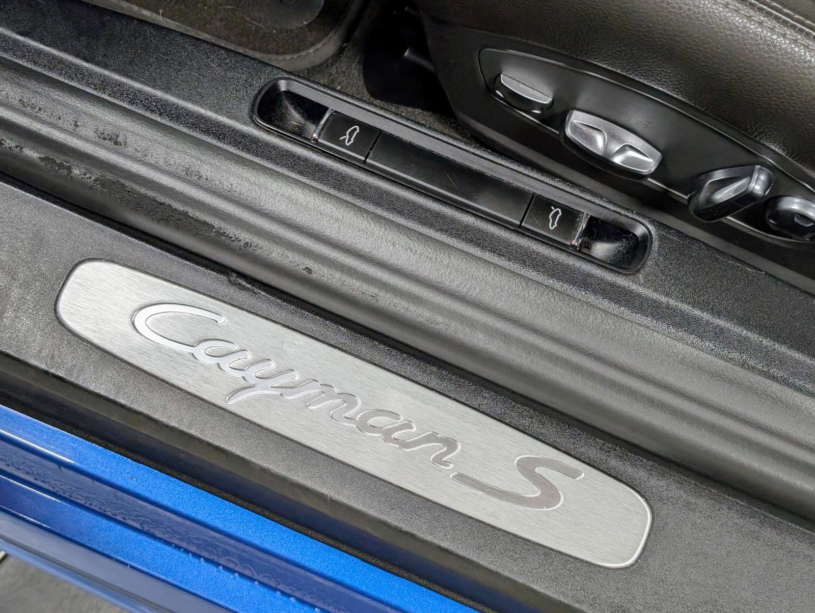 Used 2018 Porsche 718 Cayman S image 16